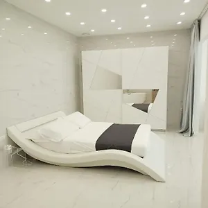Elegant Basement Appartamento